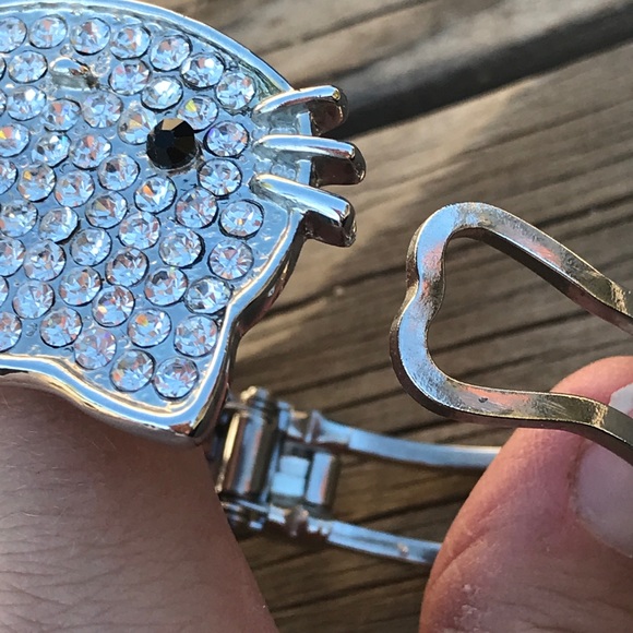 Hello Kitty Bling Bangle - Picture 4 of 5